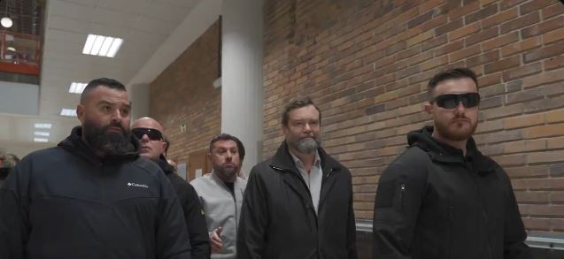 Triple A Control en la UCM junto a Iván Espinosa de los Monteros.