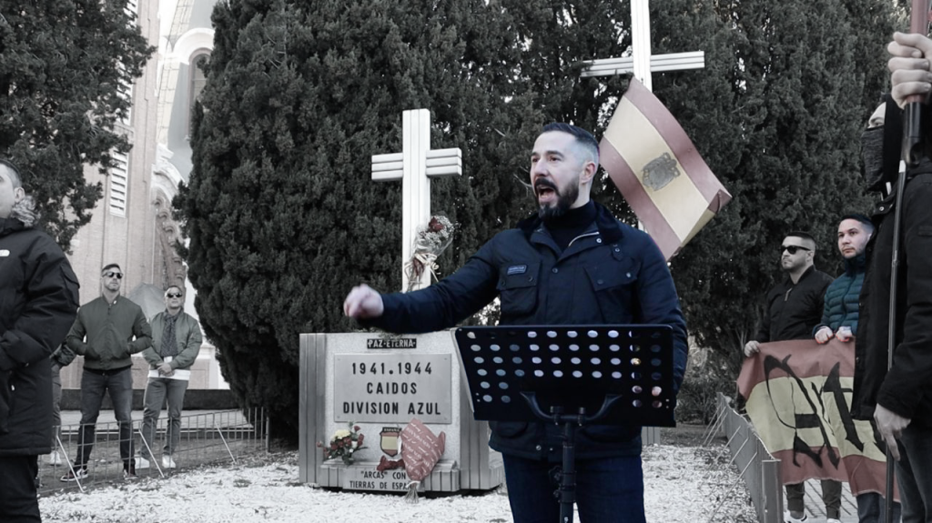 Homenaje a la División Azul 2024. Carlos San Frutos (Facta, centro) y Ratilla (detrás)