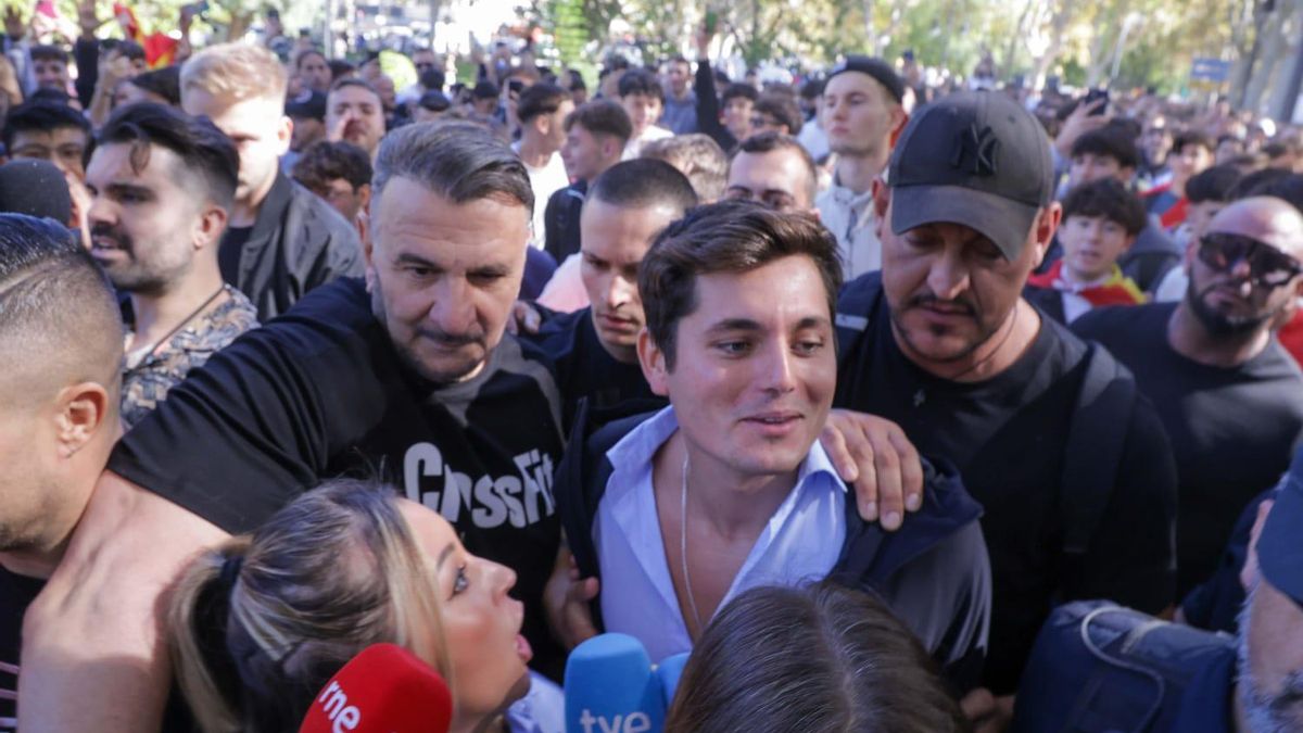 Vito Quiles en la universidad de Valencia