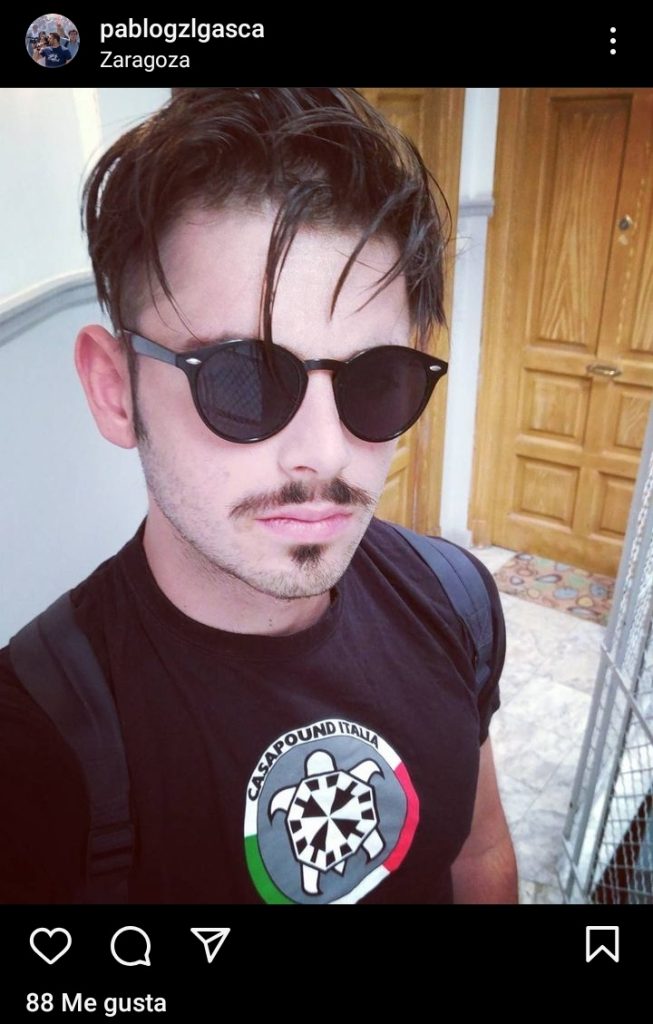 Pablo Gonzalez Gasca con la camiseta de CasaPound