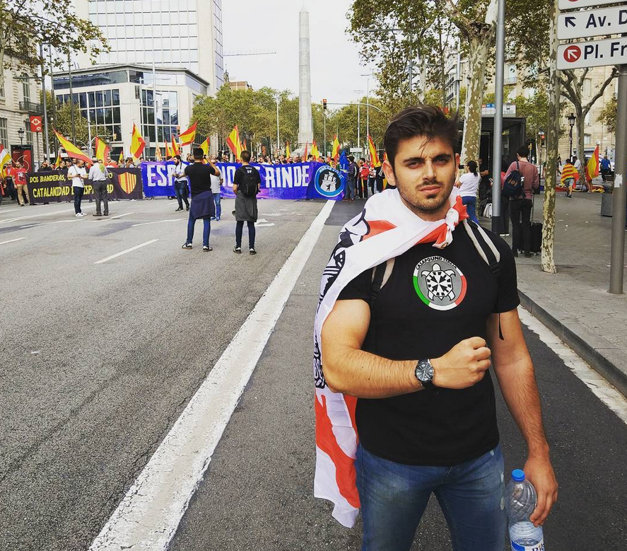 Manifestación con el Bloque de Hogar Social Madrid en el 12 de octubre de 2017